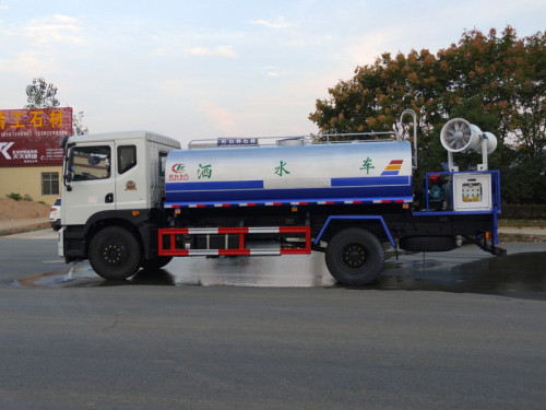 ���ޞ�ˮ܇�r���(b��o)�r-�|�L(f��ng)��ˮ܇�S��ֱ�N