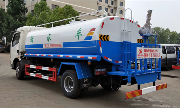 ������ˮ܇��8����ˮ܇�r(ji��)�����|�L(f��ng)���𿨞�ˮ܇����-��������