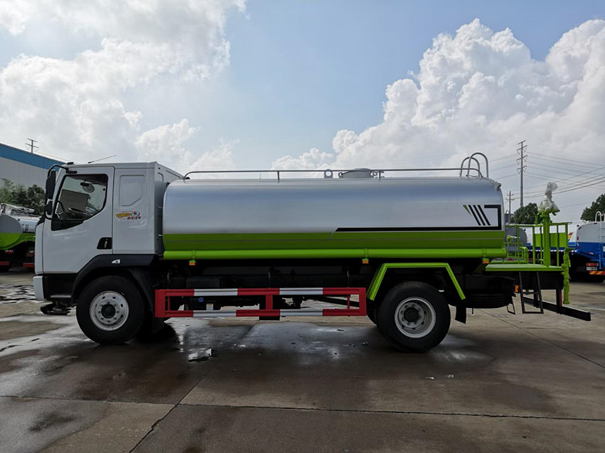 �|�L(f��ng)������(gu��)��12����ˮ܇(ch��)