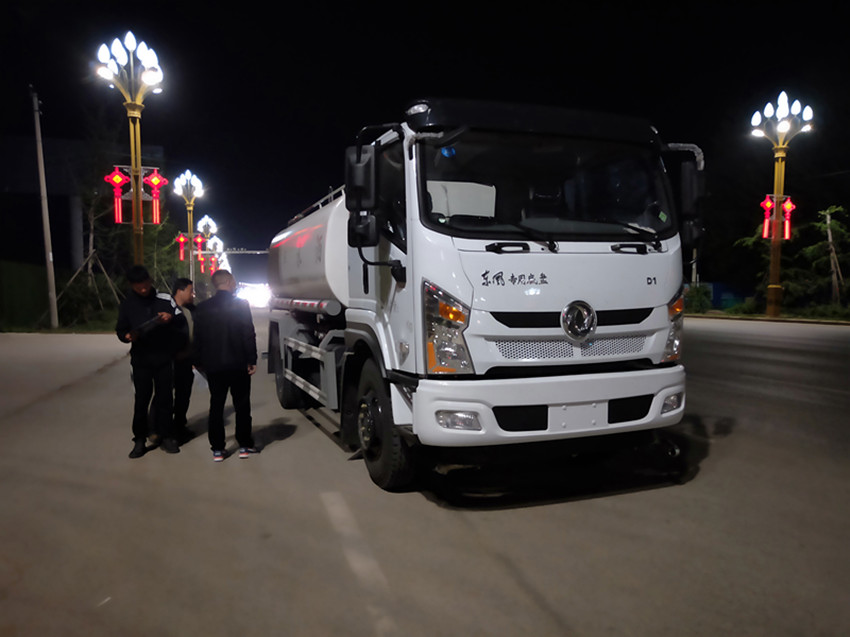 12����ˮ܇�r(ji��)��-12�������Xһ�v-��������CLW5160GPS6KL�;G������܇�S��ֱ�N