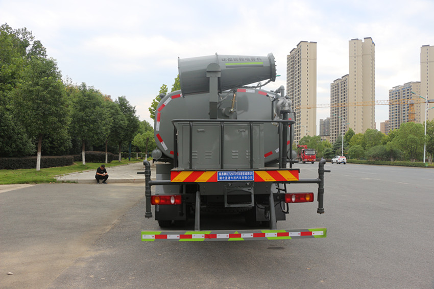 20����ˮ܇(ch��)