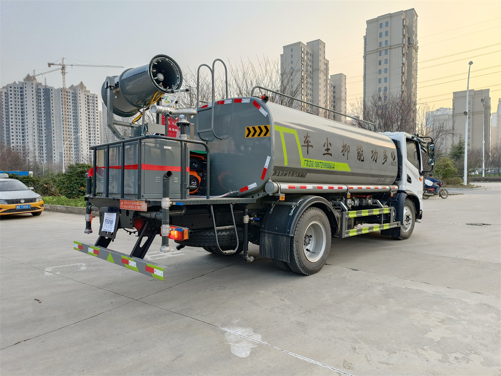 �|�L(f��ng)�A��10���։m��ˮ܇-�|�L(f��ng)10���F�ڞ�ˮ܇�r(ji��)���(b��o)�r(ji��)-����ӯͨ