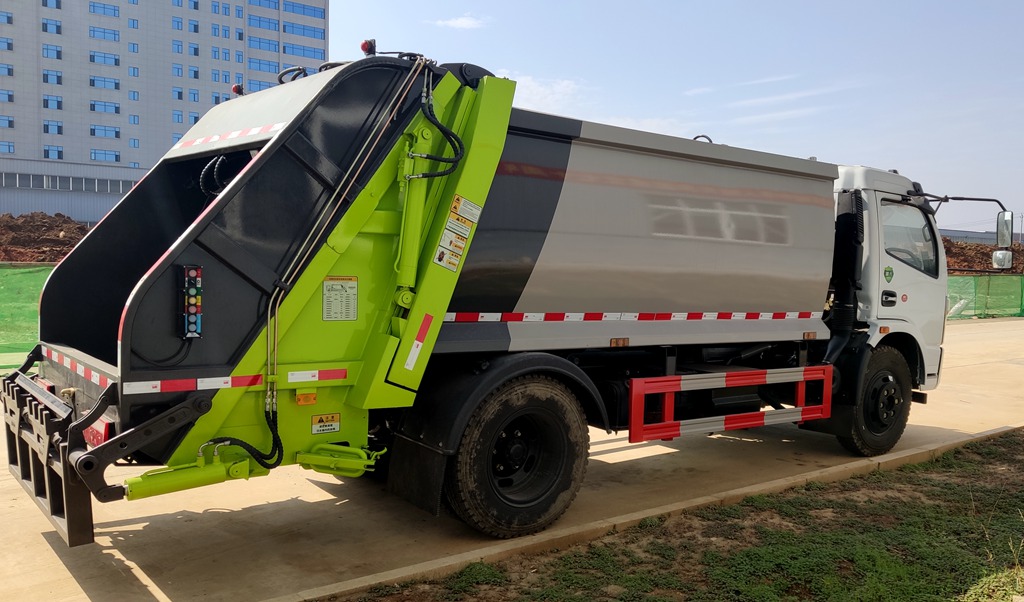 �|�L(f��ng)���𿨉��s����܇